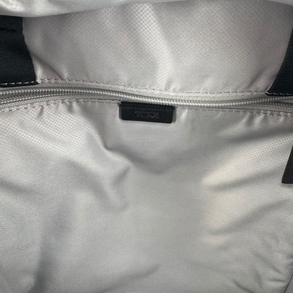 TUMI Voyageur Denver Black Nylon Backpack & TUMI Alpha ID Leather Wallet Set - Picture 8 of 16